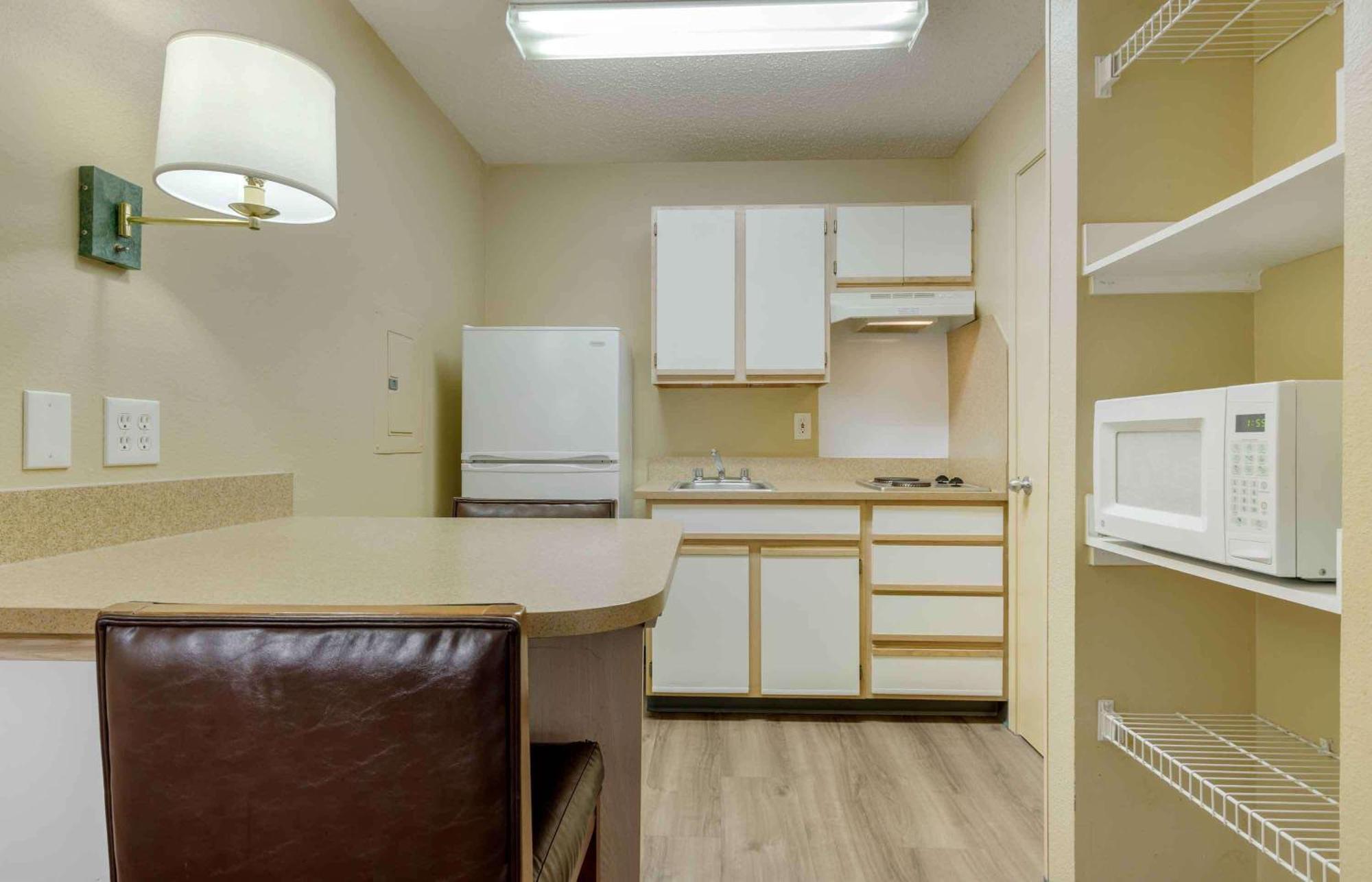 Extended Stay America Suites - Dallas - Las Colinas - Carnaby St Irving Zewnętrze zdjęcie